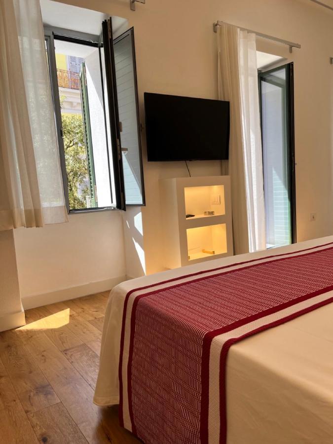 Dimora Elle Hotel La Maddalena  Buitenkant foto
