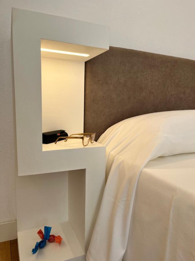 Dimora Elle Hotel La Maddalena  Buitenkant foto
